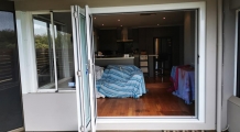 bi-fold-doors-white-2